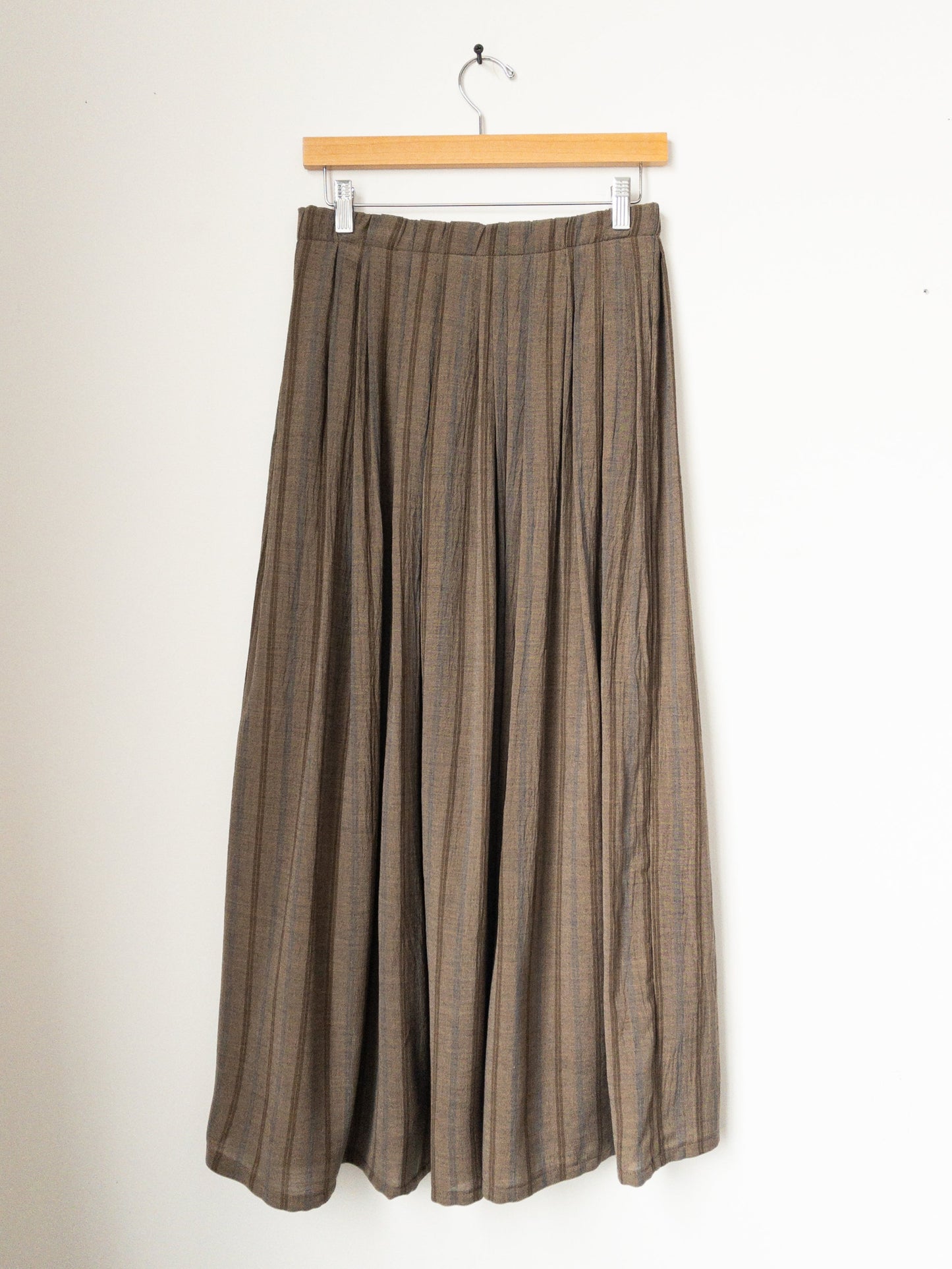 uneven pleat skirt, linen crepe