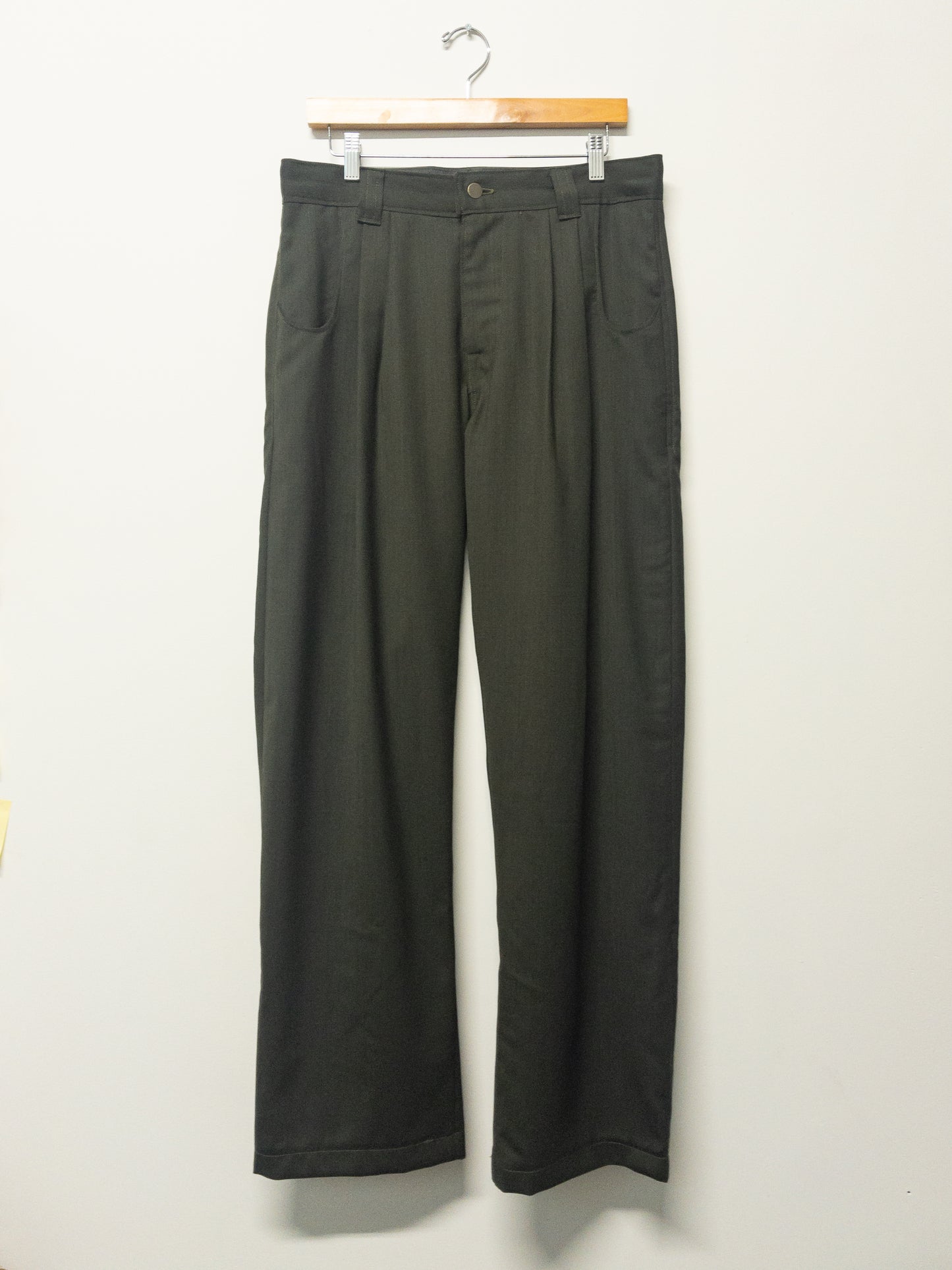 double pleat trousers, wool diamond weave suiting