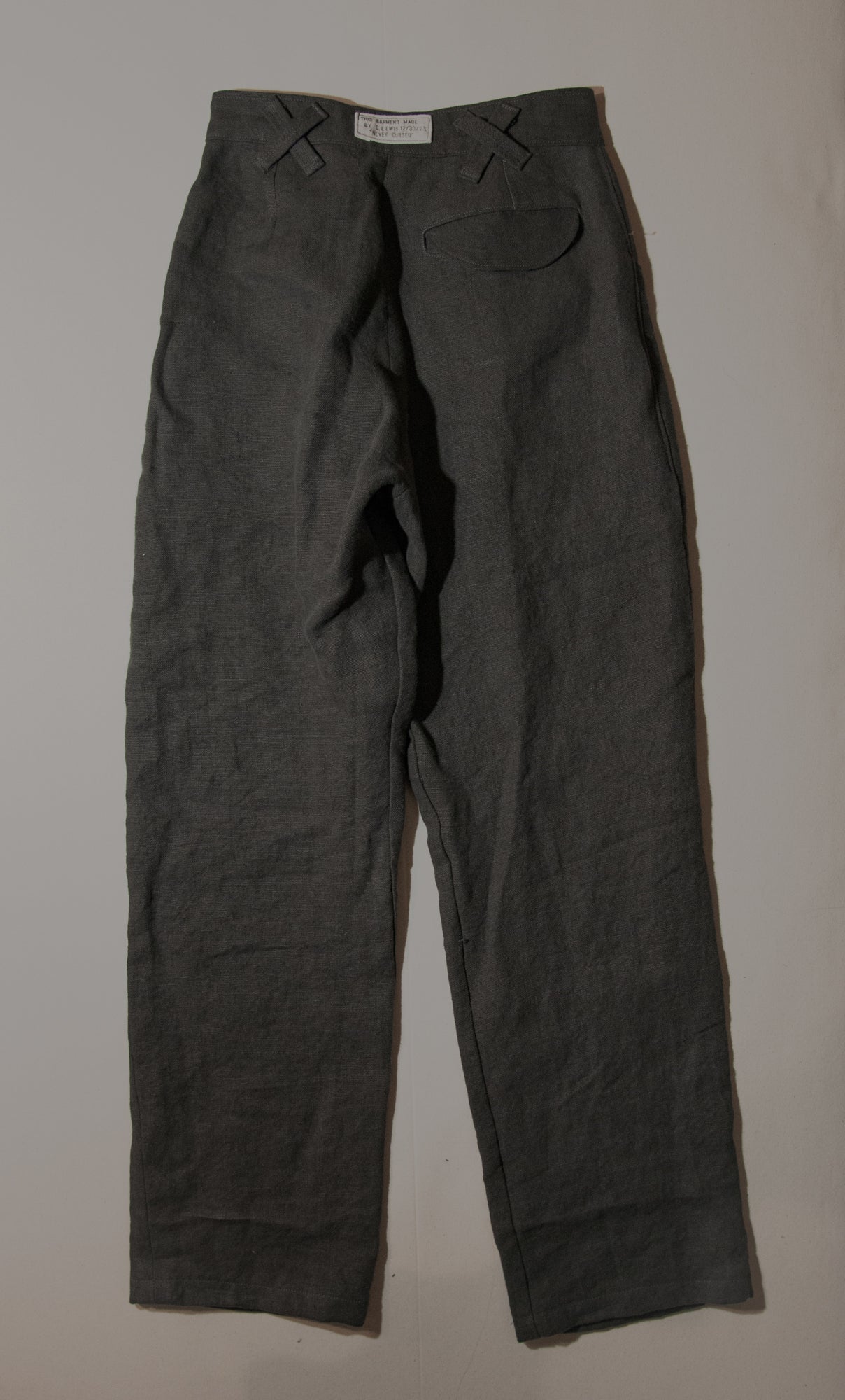 double pleated trousers in heavy belgian linen - dark taupe